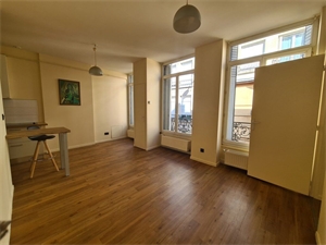 appartement à la vente -   42000  SAINT-ETIENNE, surface 38 m2 vente appartement - APR735831